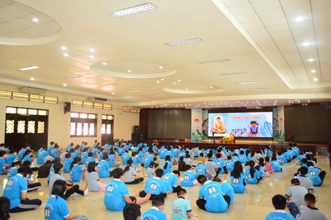 Khóa tu thanh thiếu niên